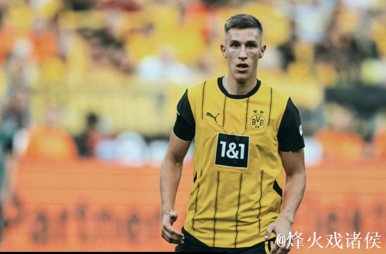 施洛特贝克离开多特可能赚更多钱,但他选择留队 施洛特贝克离开多特可能赚更多钱,但他选择留队